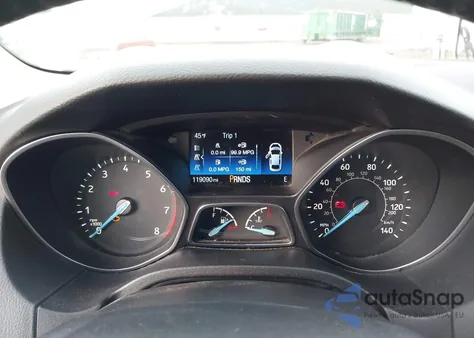 2016 Ford Focus Se z USA, uszkodzony, nr VIN 1FADP3K29GL340520